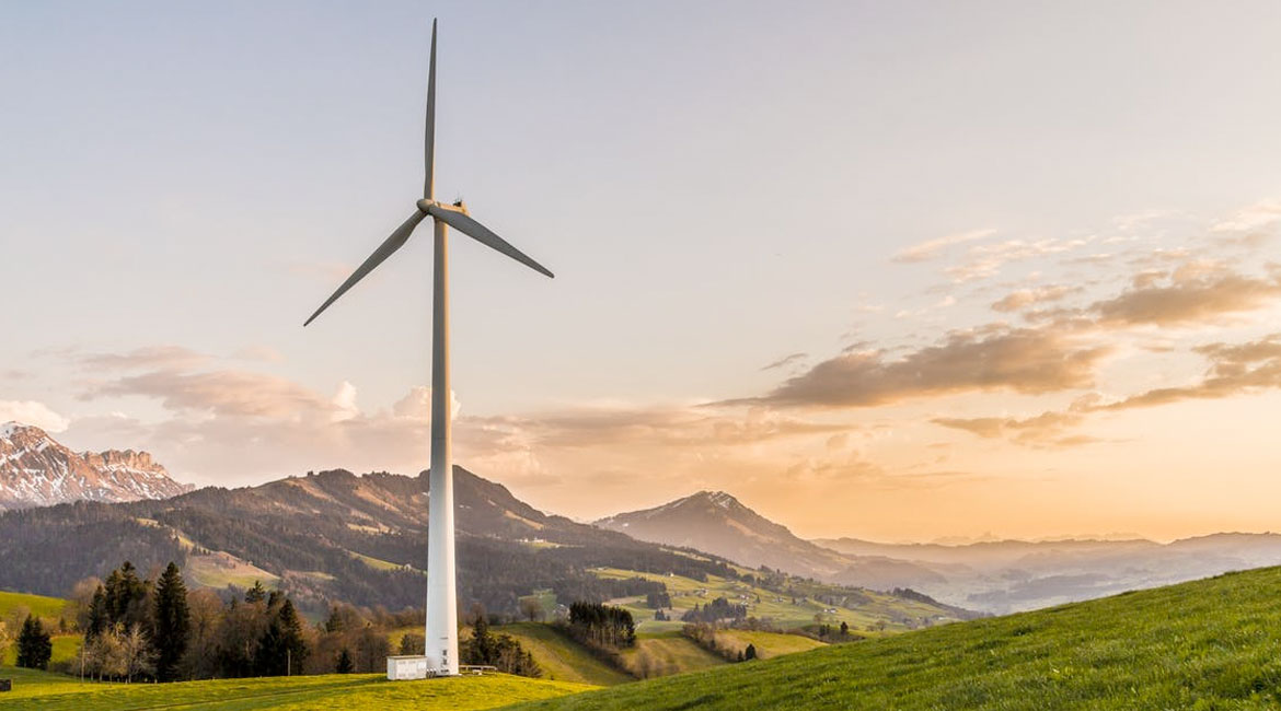 green_economy_how_International_investments_are_financing_renewable_energy_projects_2