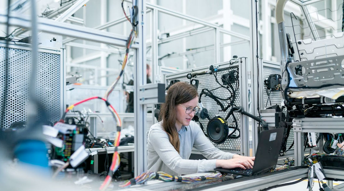 The paradox of AI labor: Humans training their replacements